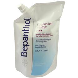 Eine weiße Verpackung mit Bepanthol Körperlotion für trockene Haut.